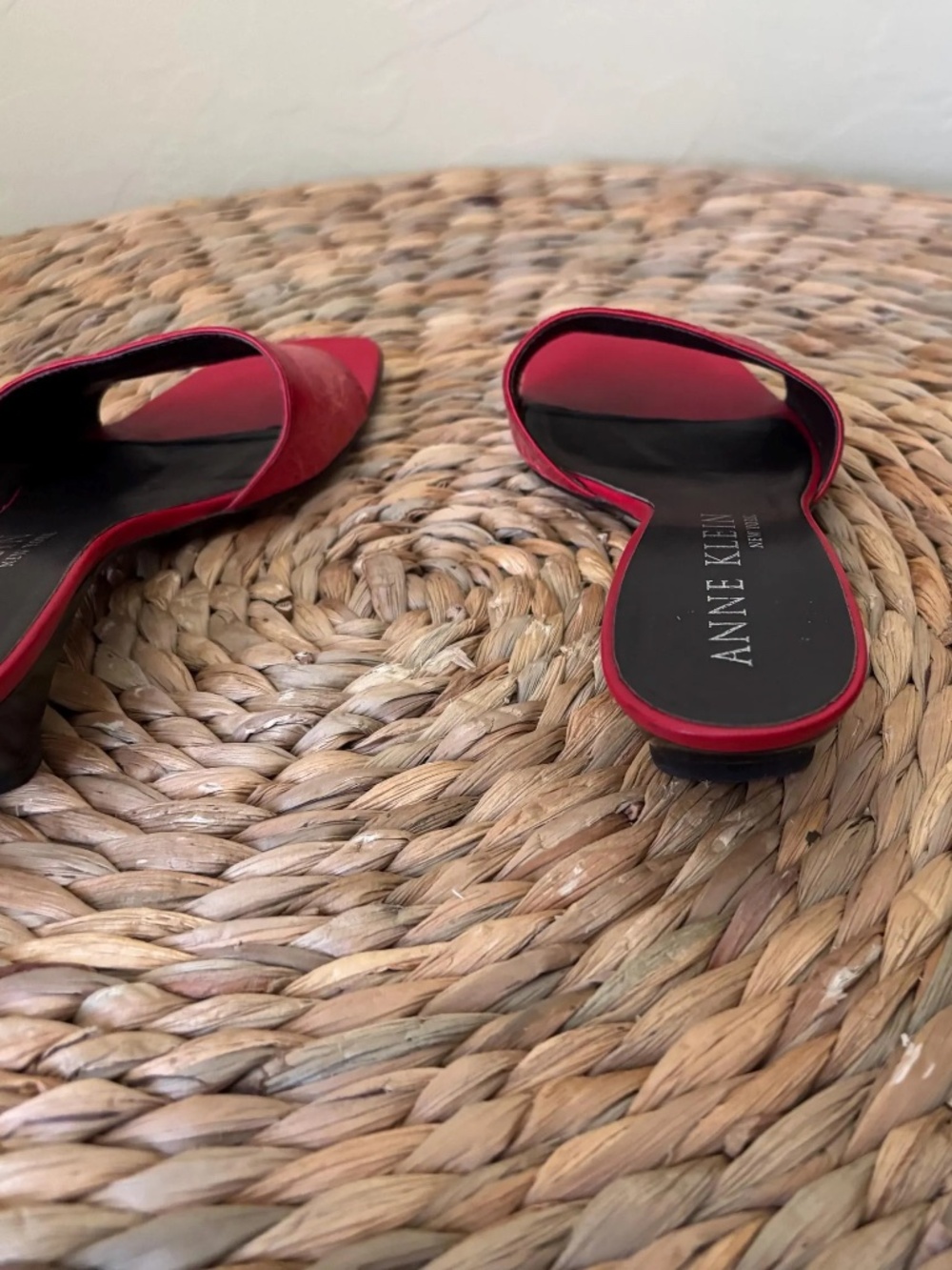 ANNE KLEIN Red Croc Embossed Leather MULE Kitten Heel Slide 7.5 Vero Cuoio ITALY - Picture 9 of 11